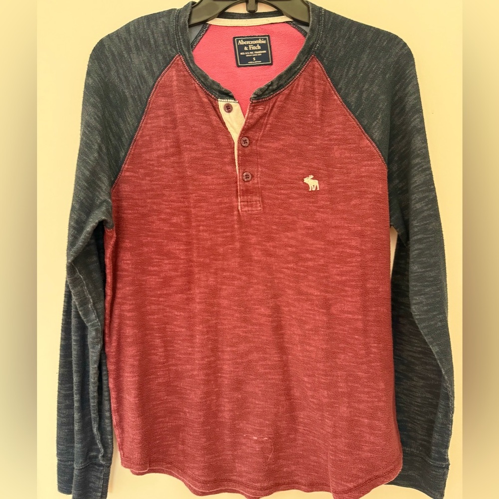 Abercrombie & Fitch Red & Blue Long Sleeve Shirt A&F Men
Top Tee shirts Size S